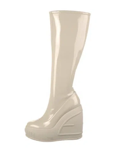 Pre-owned Fendi Patent Leather Boots In Neutrals