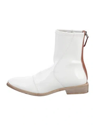 Pre-owned Fendi Patent Leather Boots In Neutrals/white