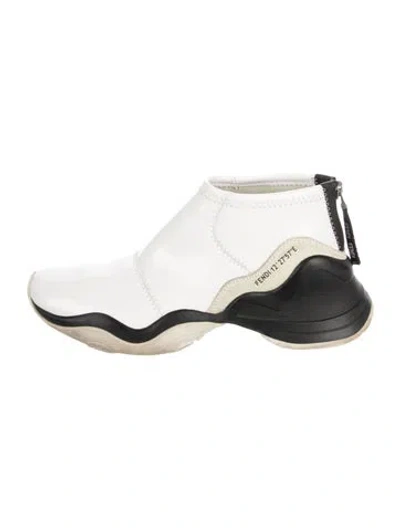 Pre-owned Fendi Patent Leather Colorblock Pattern Boots In White
