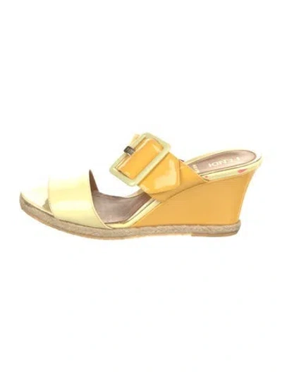 Pre-owned Fendi Patent Leather Colorblock Pattern Slides In Yellow