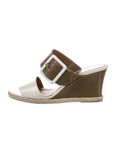 Pre-owned Fendi Patent Leather Espadrilles In Neutral