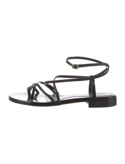 Pre-owned Fendi Patent Leather Gladiator Sandals In Black