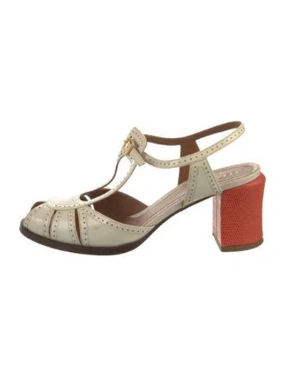Pre-owned Fendi Patent Leather Lasercut Accents T-strap Pumps In Orange