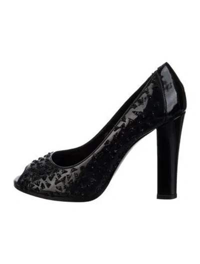 Pre-owned Fendi Patent Leather Pumps In Black