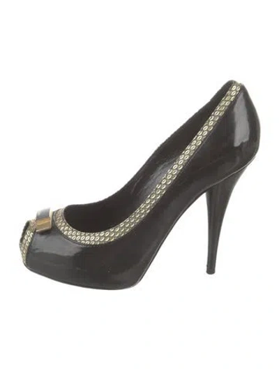 Pre-owned Fendi Patent Leather Pumps In Black