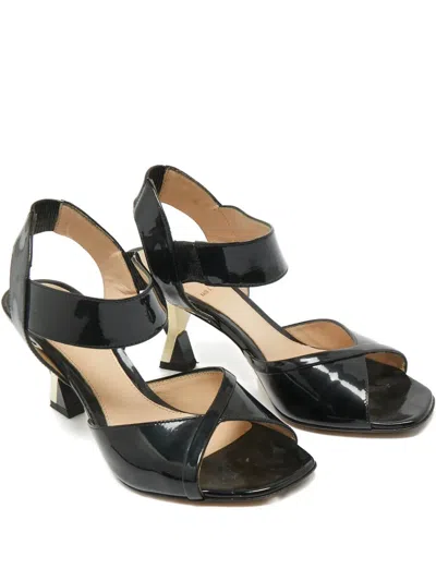 Pre-owned Fendi Patent-leather Sandals In Black