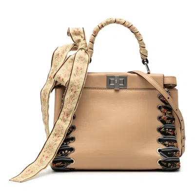 Pre-owned Fendi Peekaboo Beige Leather Handbag Shoulder Bag () In Sand