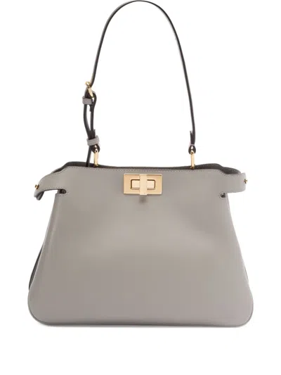 Fendi Peekaboo Shoulder Bag In 灰色