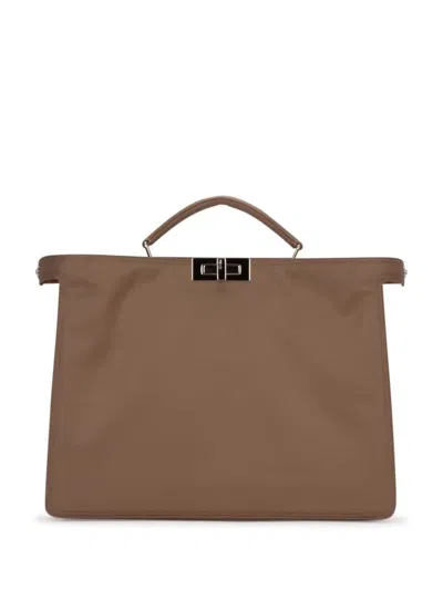 Fendi Peekaboo Tote Bag In 褐色