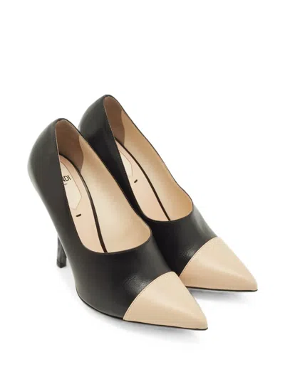 Pre-owned Fendi Pointed-toe Pumps In Black
