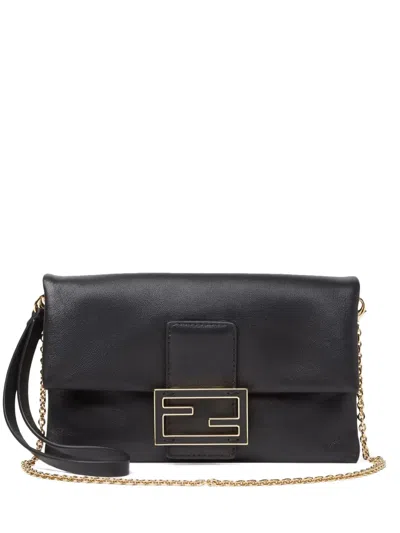 Fendi Pouch Mom Baguette In Black