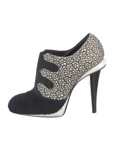 Pre-owned Fendi Printed In Black