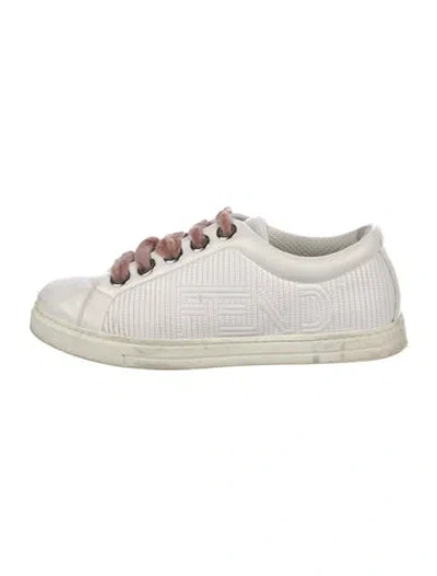 Pre-owned Fendi Quilted Pattern Leather Sneakers In White