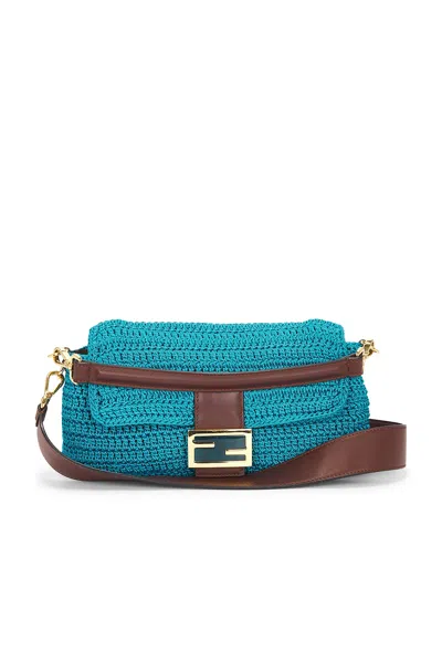 Pre-owned Fendi Raffia Crochet Baguette Shoulder Bag