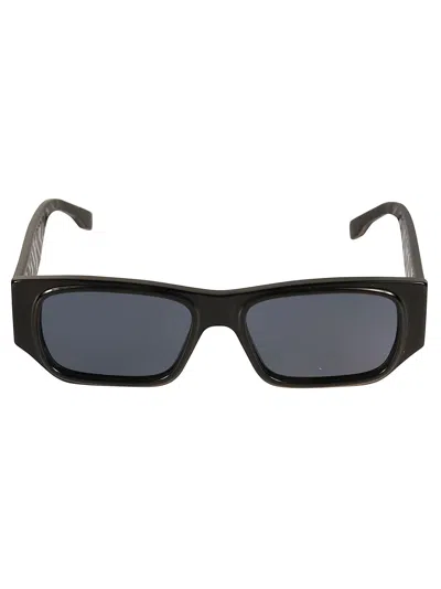 Fendi Rectangle Classic Sunglasses In 01v - Black