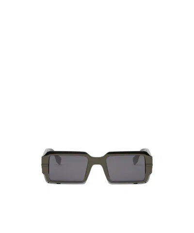 Fendi Rectangular Frame Sunglasses In Gray