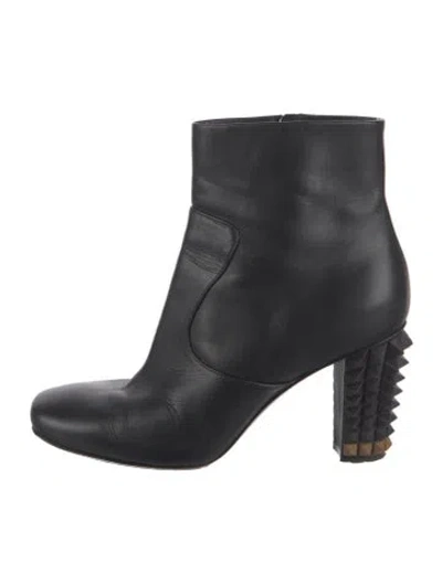 Pre-owned Fendi Rockstud Accents Leather Boots In Black