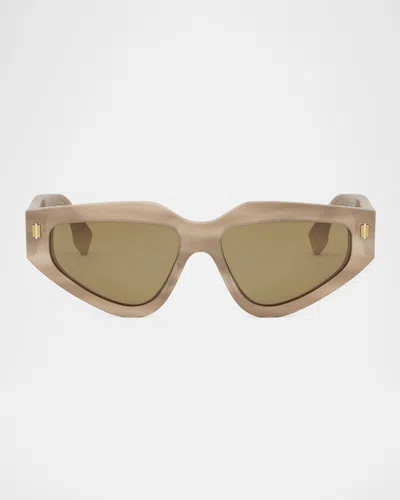 Fendi Roma Fe40163u Sunglasses In Neutral