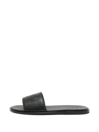 Pre-owned Fendi Roma Slide Sandals In 黑色