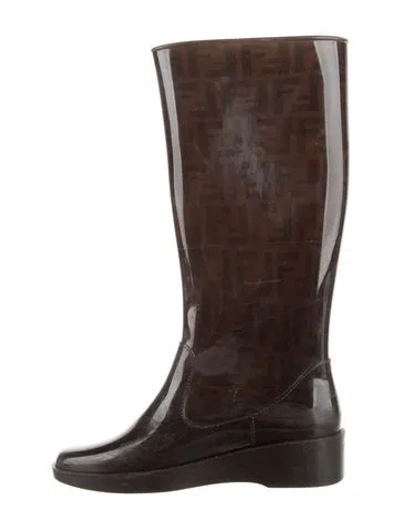 Pre-owned Fendi Rubber Graphic Print Rain Boots In Brown