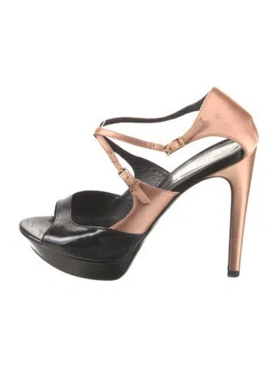 Pre-owned Fendi Satin Colorblock Pattern D'orsay Pumps In Brown