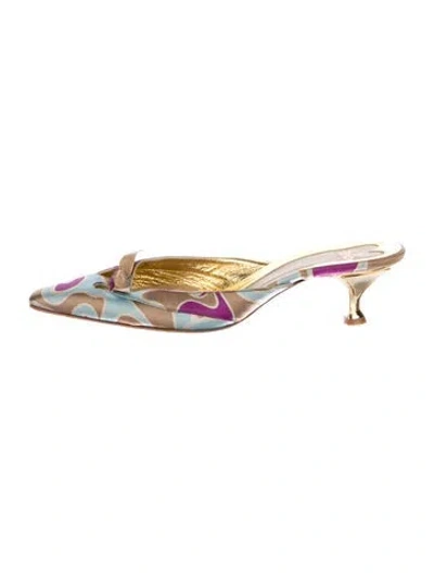 Pre-owned Fendi Satin Printed Mules In Neutral