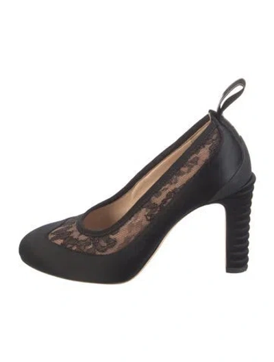 Pre-owned Fendi Satin Pumps In Black