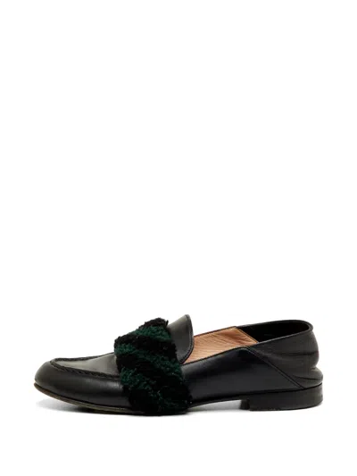Pre-owned Fendi Shearling Flower Loafers In Black
