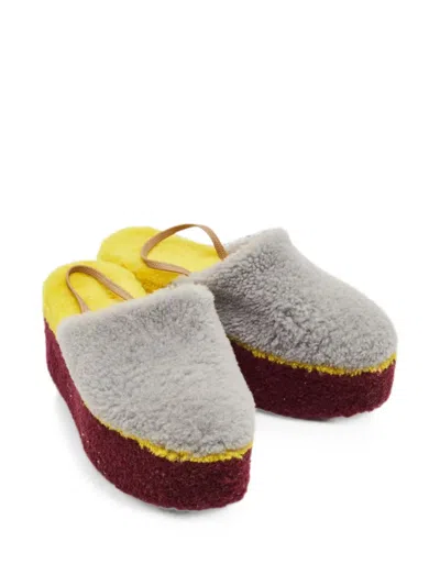 Pre-owned Fendi Shearling Platform Mules In Gray