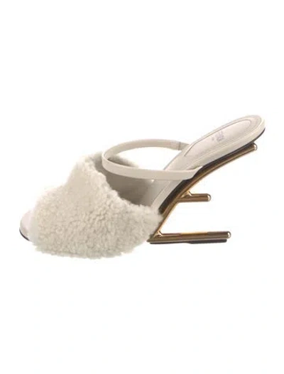 Pre-owned Fendi Shearling Slides In Neutral
