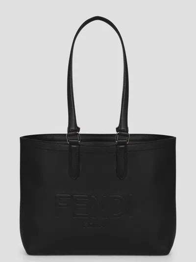 Fendi Shoulder Bag In Black