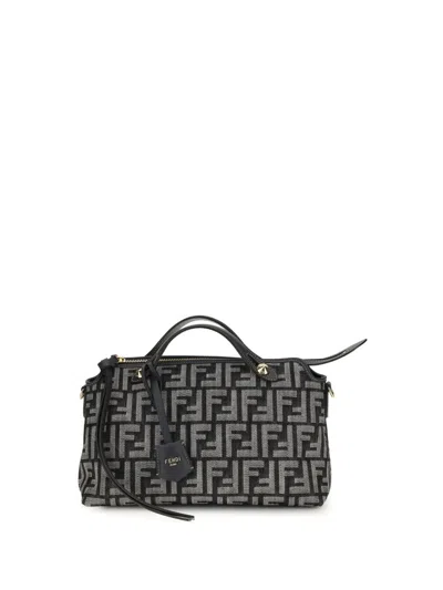FENDI FENDI SHOULDER BAGS
