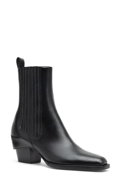 Fendi Karligraphy Leather Ankle Boots In Black