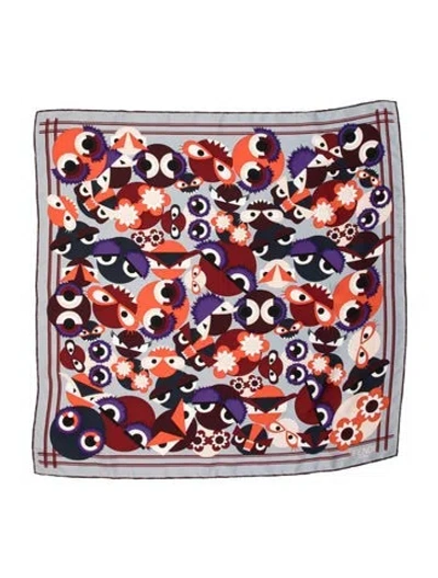 Pre-owned Fendi Silk Graphic Print Scarf In Red