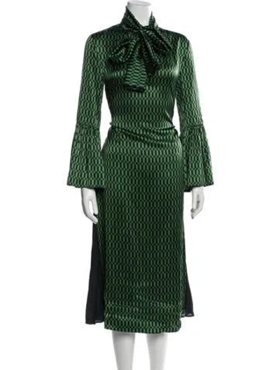 Pre-owned Fendi Silk Long Dress In Green