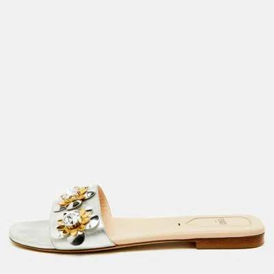 Pre-owned Fendi Silver Leather Flowerland Embellished Flat Slide Sandals Size 38