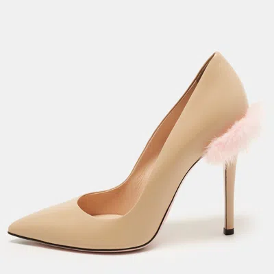 Pre-owned Fendi Size 38 Beige Fur And Leather Pointed Toe Pumps In Sand
