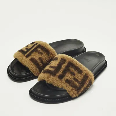 Pre-owned Fendi Size 38 Brown Ff Shearling Flat Slide