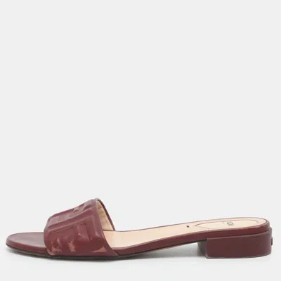 Pre-owned Fendi Size 38.5 Burgundy Ff Logo Embossed Leather Flats