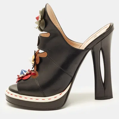 Pre-owned Fendi Size 39 Black Leather Floral Applique Mules