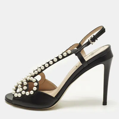 Pre-owned Fendi Size 39.5 Black Leather Faux Pearl Embellished Slingback Sandals