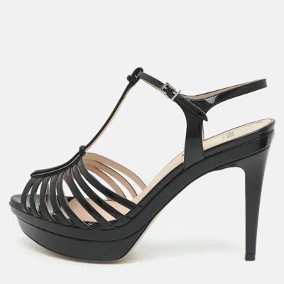 Pre-owned Fendi Size 39.5 Black Patent Leather T Strap Platform Sandals