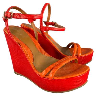 Pre-owned Fendi Size 7 Red Orange Leather Color Block Embossed Wedge