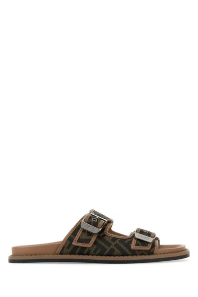 Fendi Slippers In Multi