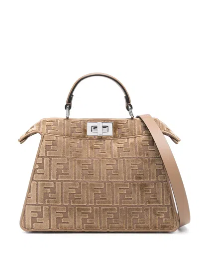 Fendi Kleine Peekaboo Iseeu Handtasche In Braun