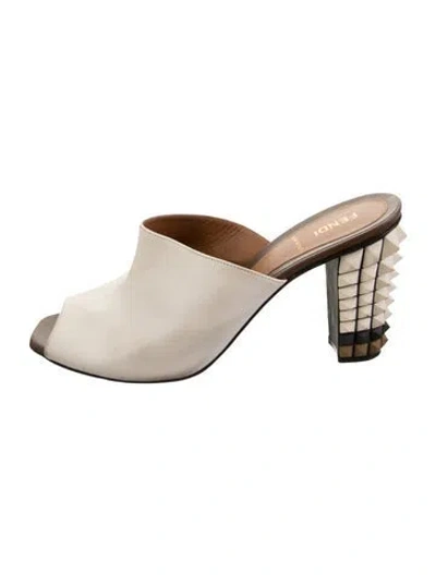 Pre-owned Fendi Spike Accents Leather Mules In Neutral