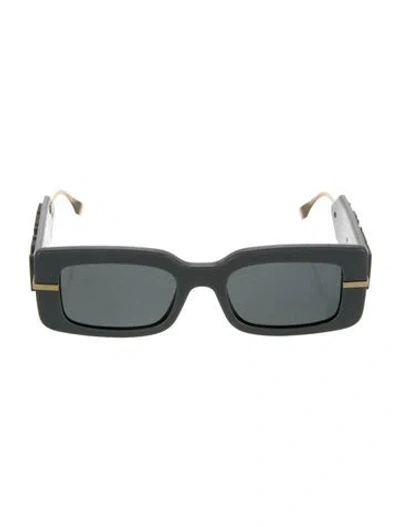 Pre-owned Fendi Square Tinted Sunglasses In Grey