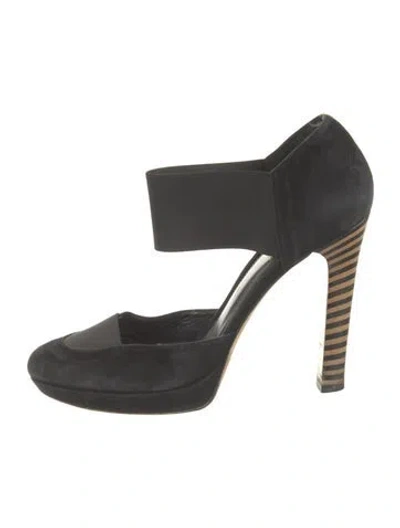 Pre-owned Fendi Suede D'orsay Pumps In Black