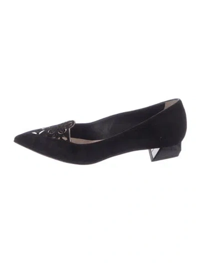 Pre-owned Fendi Suede Lace Pattern Pumps In Blue