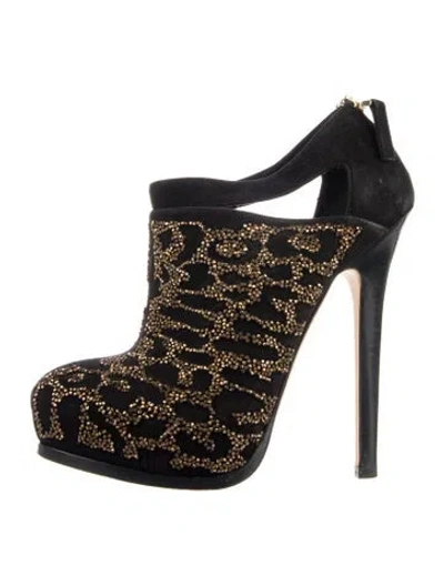 Pre-owned Fendi Suede Patterned Pumps In Black